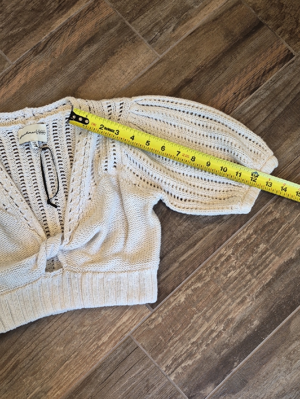 Freshman 1996 Cropped Peekaboo Knotted Detail Short Sleeve Knitted Sweater, XS - Picture 4 of 8